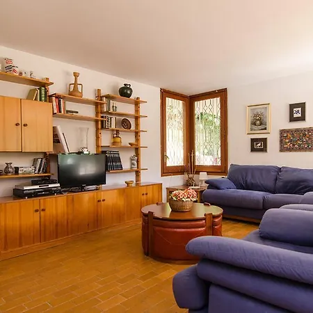 Club Villamar - Tanok