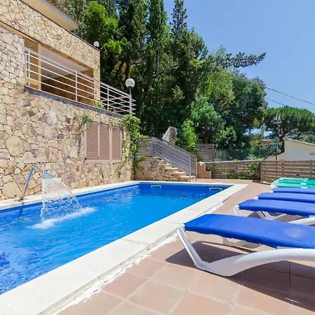 Club Villamar - Tanok Villa *